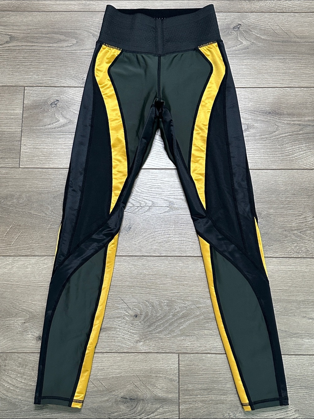 Gym Wars Distinction Uniform Compression Octopus Royal Leggings Black Gold Small